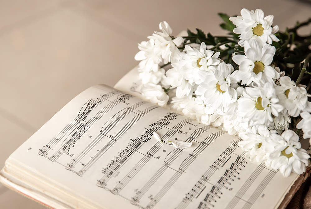 Contatto Sonoro - Un'Idea originale per la tua Cerimonia? Piano e Voce Duo