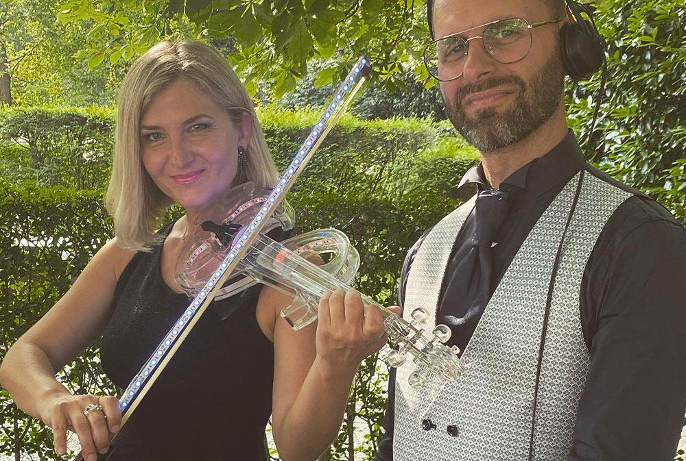 Contatto Sonoro - Un'Idea originale per il tuo Ricevimento? Dj e Violinista